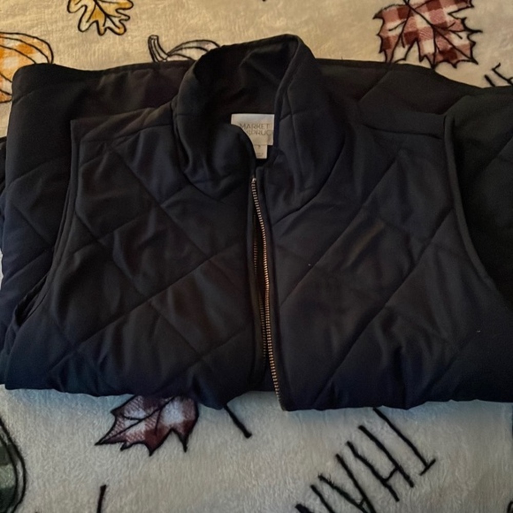 MARKET & SPRUCE
Olivia Puffer Vest M